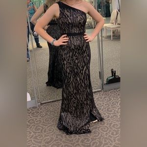 David’s Bridal Black sequin prom dress. NWT size 2